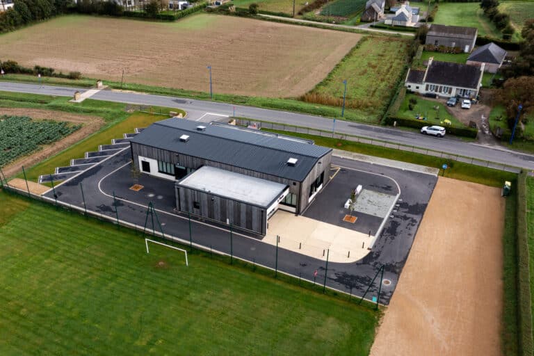 Salle LE POULDU PLOUGOURVEST-6